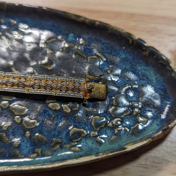 Designer SAP BR Diamond Accent Tennis Gold Tone Bracelet 7.5” Long - Picture 4 of 4